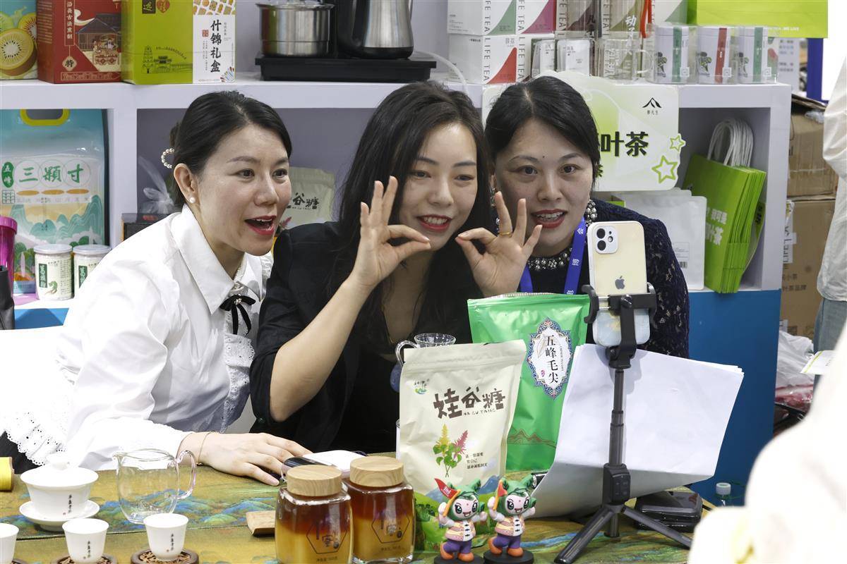 254俄罗斯娱乐登录